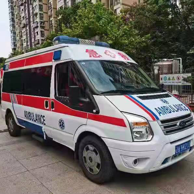 霞山长途救护车护送病人返乡